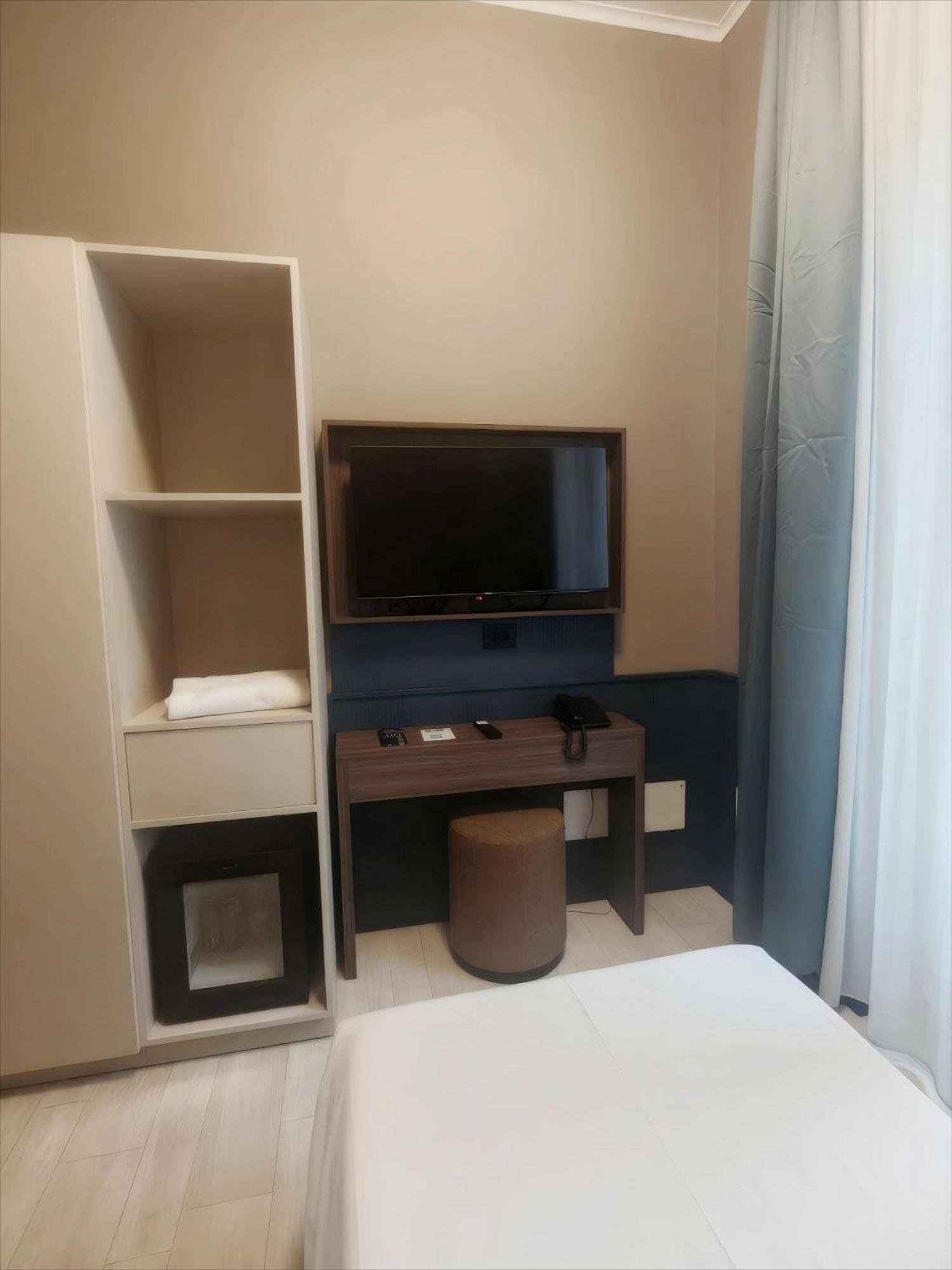 เดอะ บี เพลซ Hotel โรม ภายนอก รูปภาพ